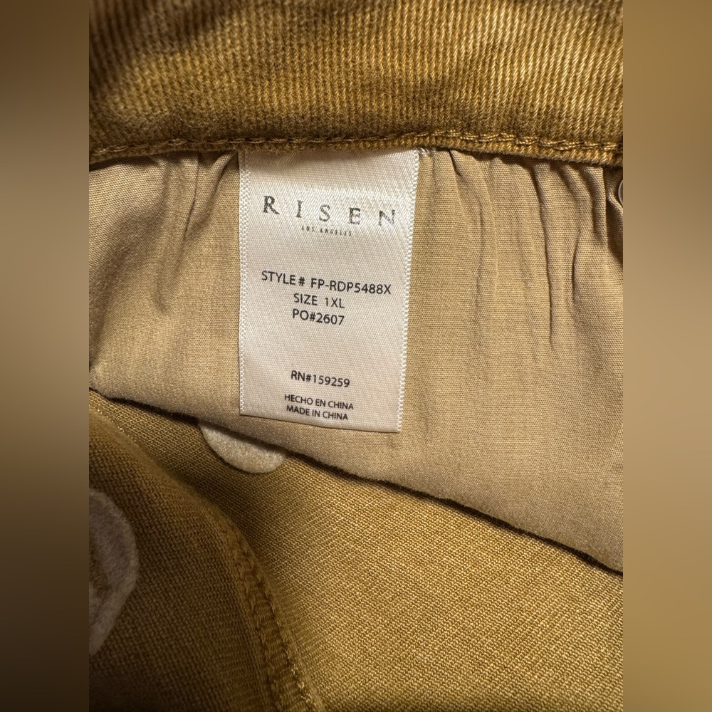 Stylish Brown Flare Cargo Jeans - Picture 6 of 7